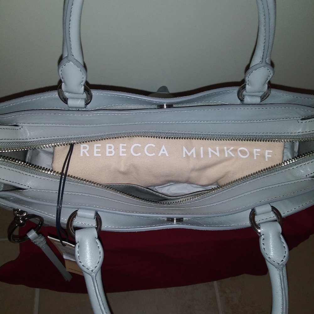 Purse - Picture 4 of 4